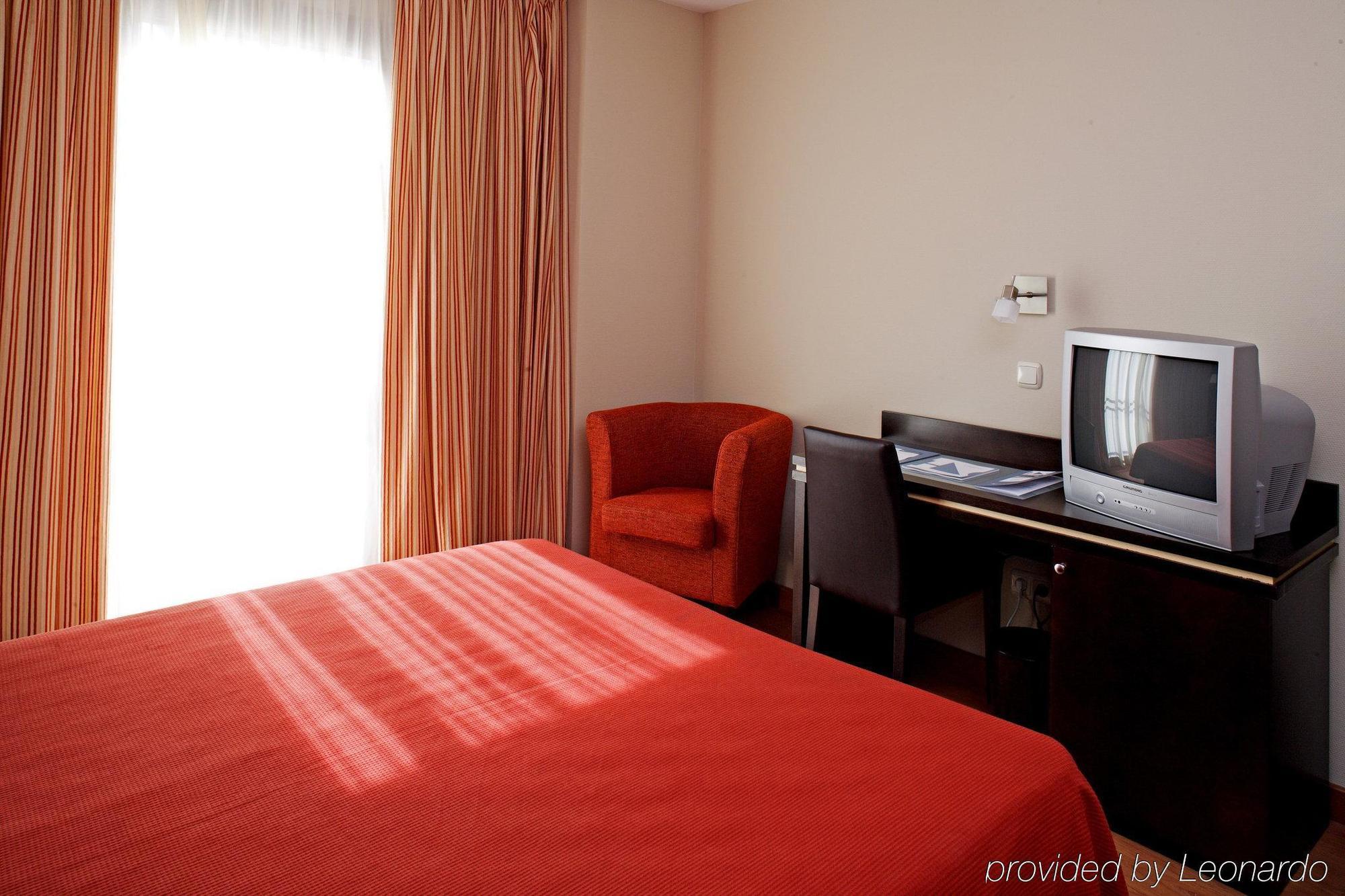 Eurostars Plaza Acueducto Hotel Segovia Room photo